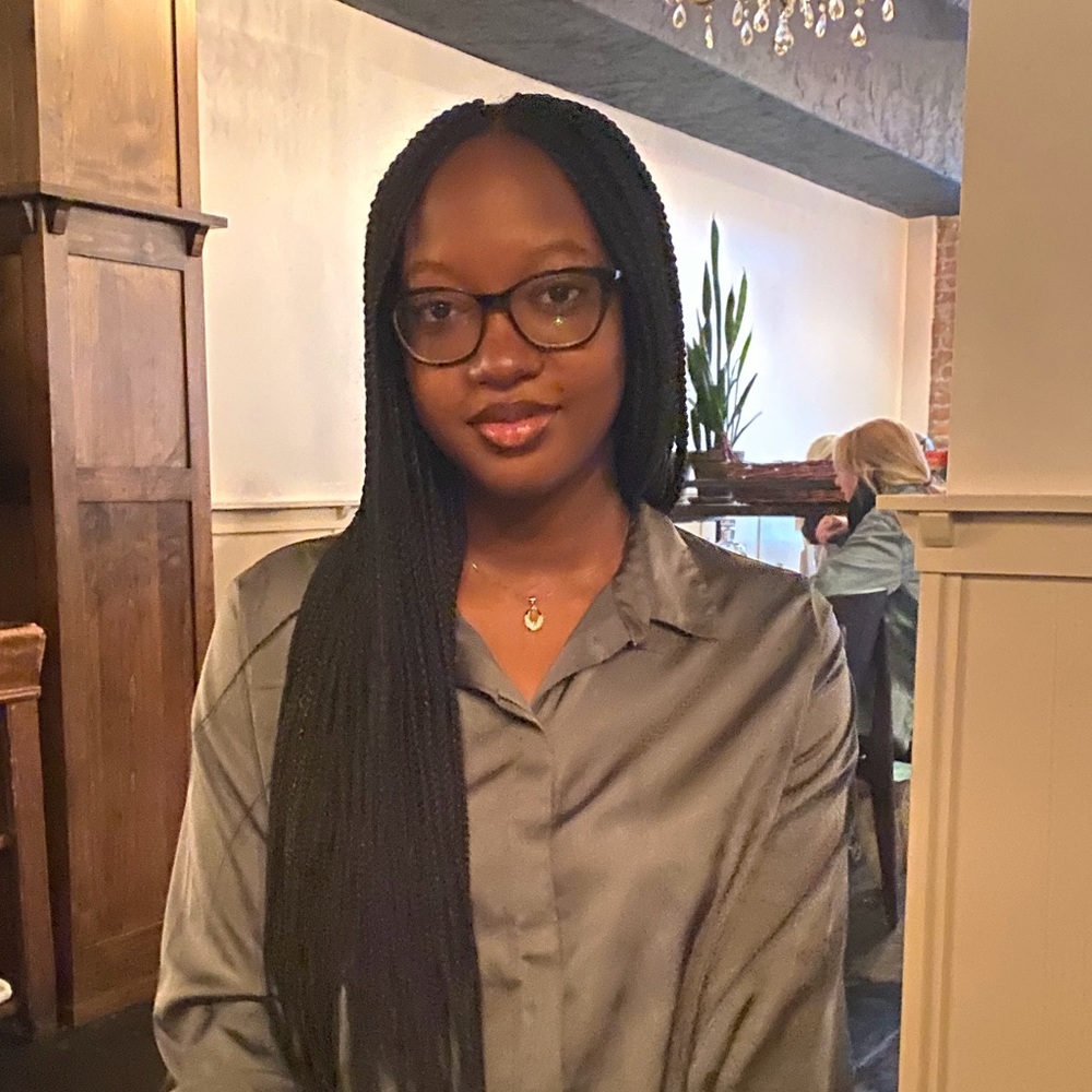 Meet your Posher, Chiara